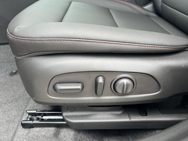 Photo of 2025 Crimson Metallic Chevrolet Trax
