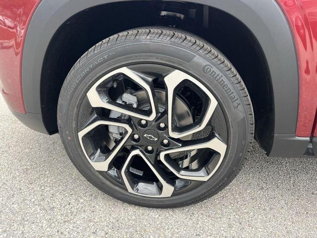 Photo of 2025 Crimson Metallic Chevrolet Trax