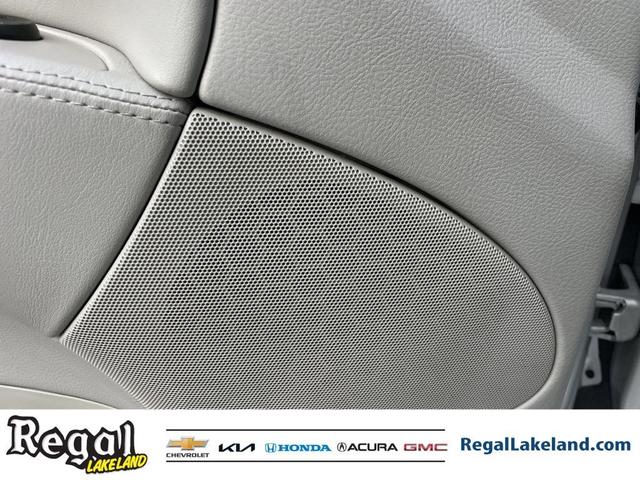 Photo of 2011 Quicksilver Metallic Buick Lucerne
