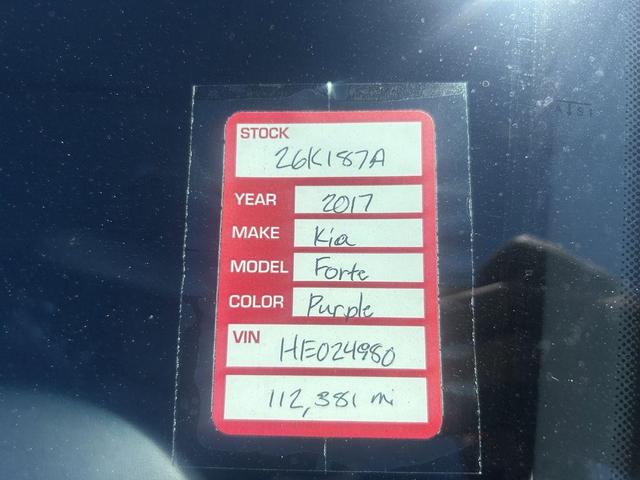 Photo of 2017 Garnet Red Kia Forte