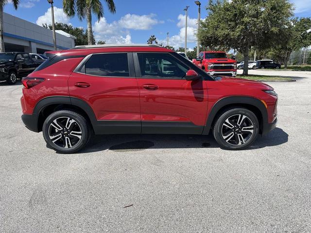 Photo of 2026 Red Chevrolet Trailblazer