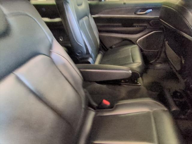 Photo of 2021 Bright White Clearcoat Jeep Grand Cherokee L