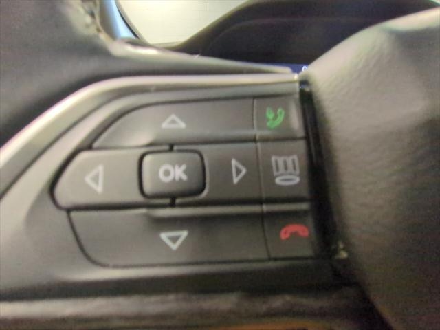 Photo of 2021 Bright White Clearcoat Jeep Grand Cherokee L