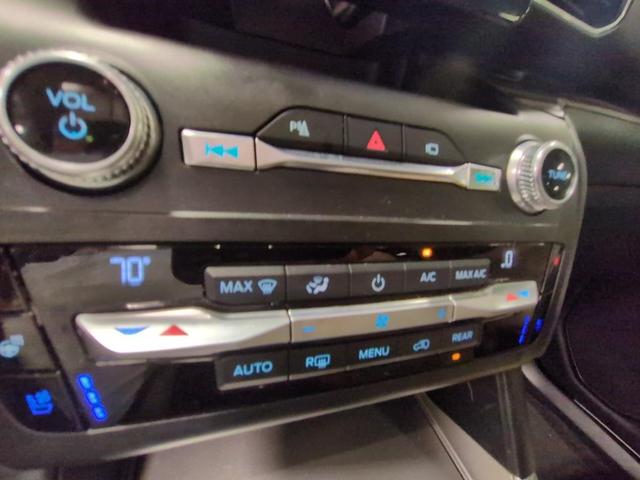 Photo of 2020 Magnetic Metallic Ford Explorer