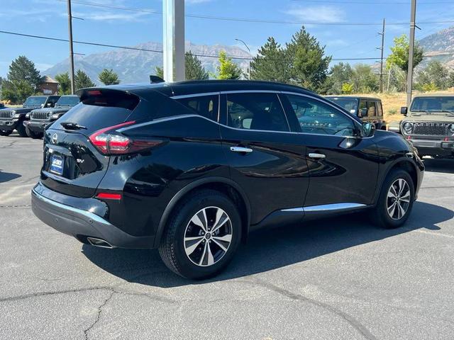 Photo of 2023 Super Black Nissan Murano