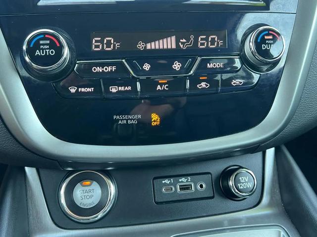 Photo of 2023 Super Black Nissan Murano