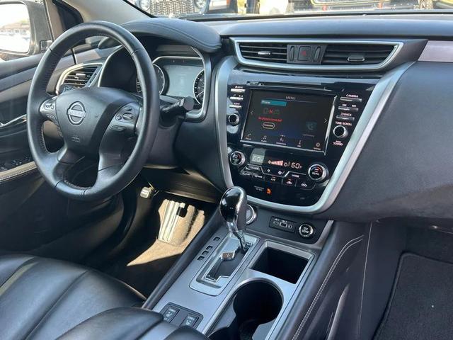 Photo of 2023 Super Black Nissan Murano