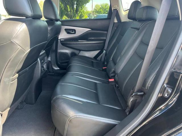 Photo of 2023 Super Black Nissan Murano