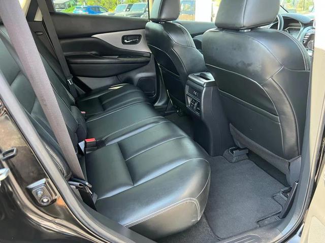 Photo of 2023 Super Black Nissan Murano