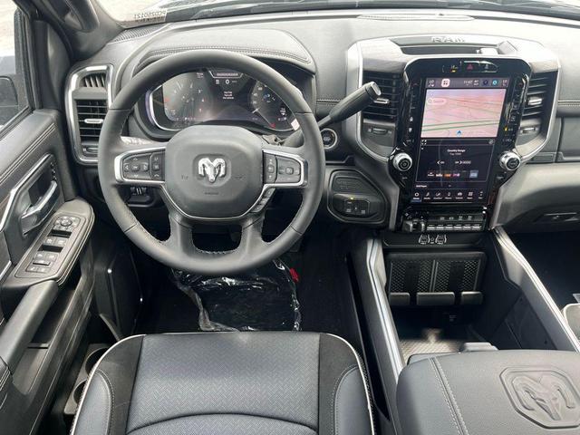 Photo of 2025 Diamond Black Crystal Pearlcoat RAM 2500