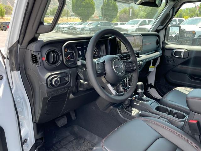 Photo of 2025 Bright White Clearcoat Jeep Wrangler