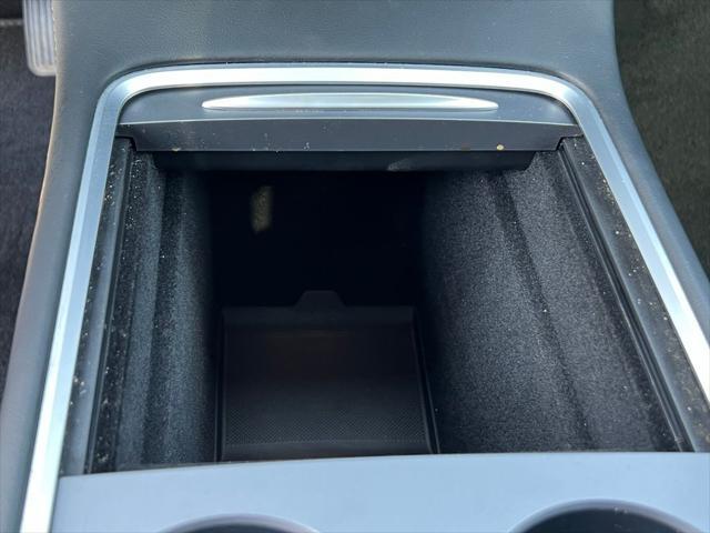 Photo of 2024 Pearl White Multi-Coat Tesla Model Y