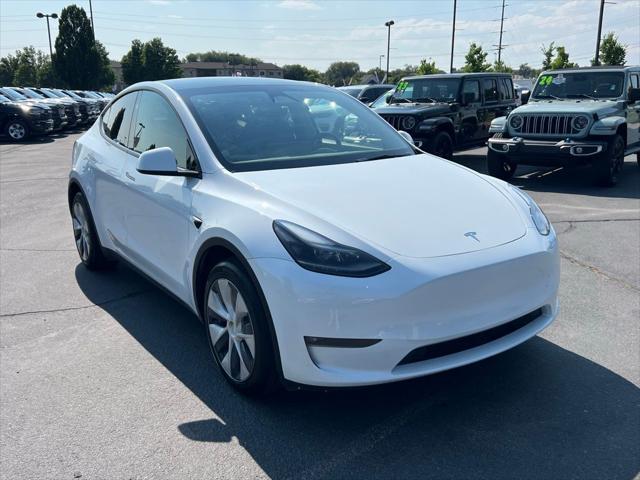 Photo of 2024 Pearl White Multi-Coat Tesla Model Y