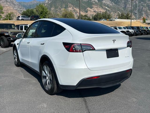 Photo of 2024 Pearl White Multi-Coat Tesla Model Y