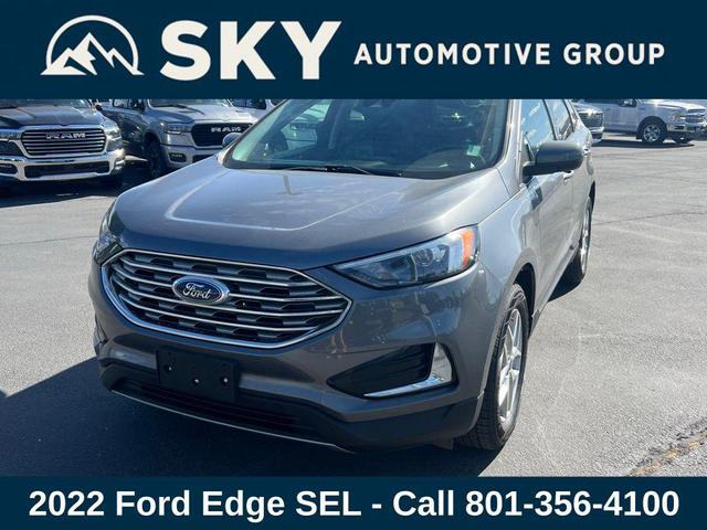 Photo of 2022 Gray Metallic Ford Edge