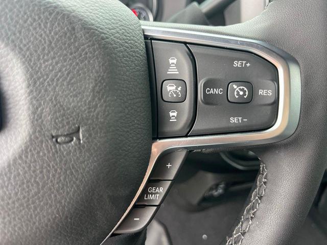 Photo of 2025 Bright White Clearcoat RAM 2500