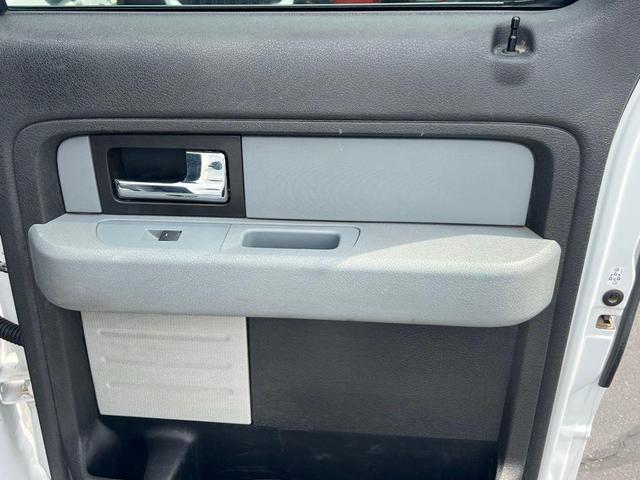Photo of 2014 White Platinum Metallic Tri-Coat Ford F-150