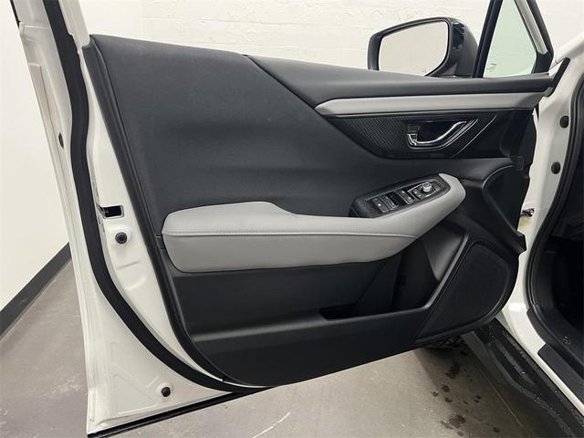 Photo of 2025 Crystal White Pearl Subaru Outback