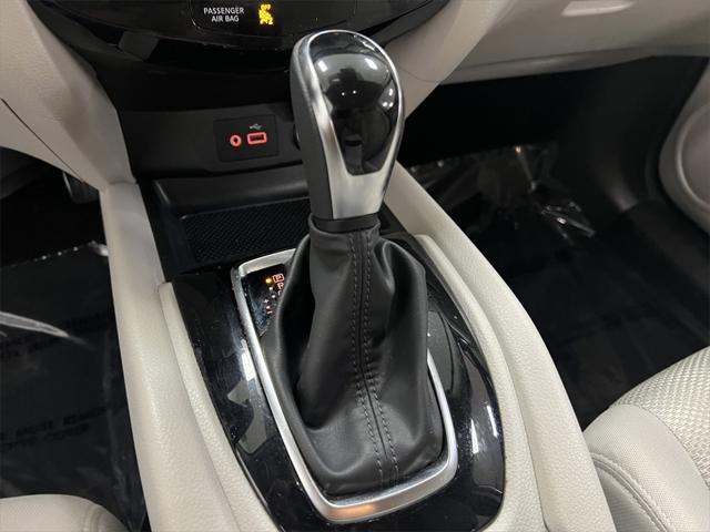 Photo of 2021 Brilliant Silver Metallic Nissan Rogue Sport