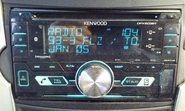 Photo of 2004 White Acura TL