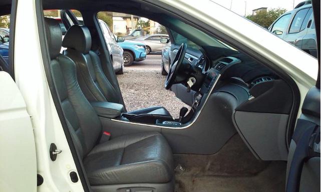 Photo of 2004 White Acura TL