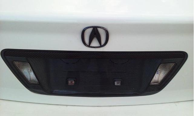 Photo of 2004 White Acura TL