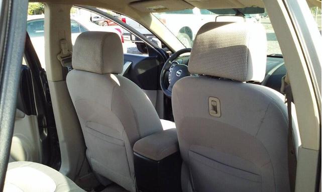 Photo of 2009 Gotham Gray Nissan Rogue
