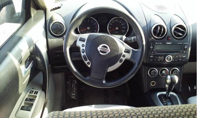 Photo of 2009 Gotham Gray Nissan Rogue