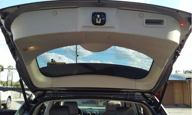 Photo of 2009 Gotham Gray Nissan Rogue