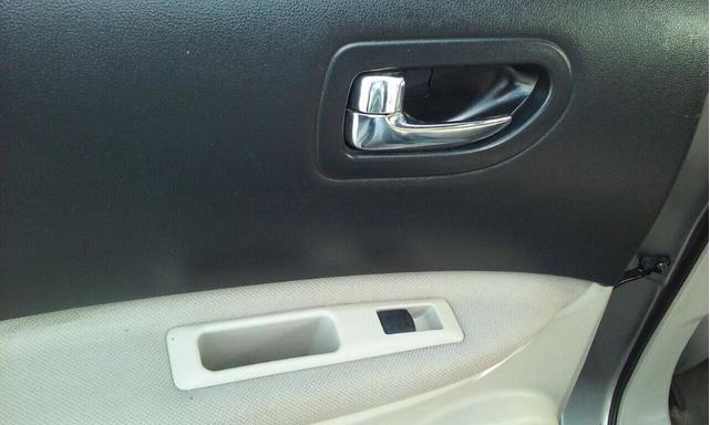 Photo of 2009 Gotham Gray Nissan Rogue