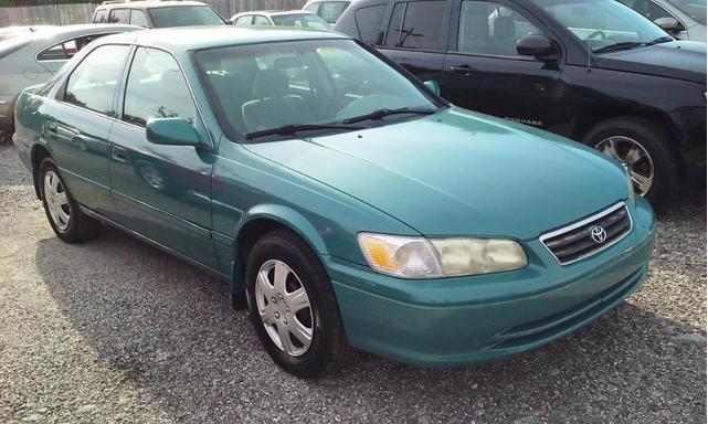 2000 Toyota Camry