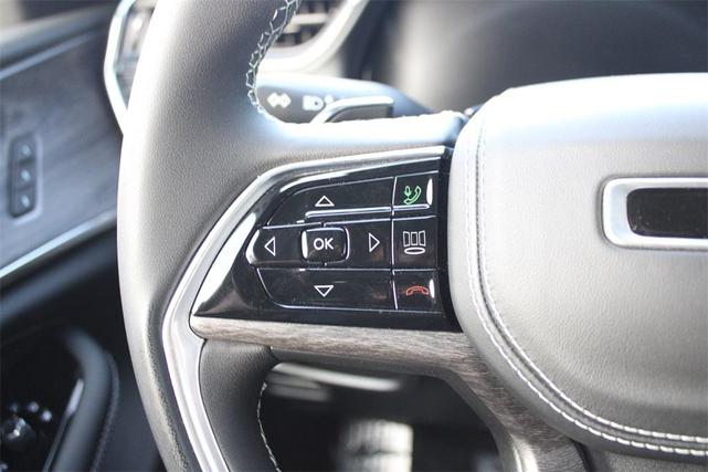 Photo of 2024 Silver Zynith Jeep Grand Cherokee 4xe