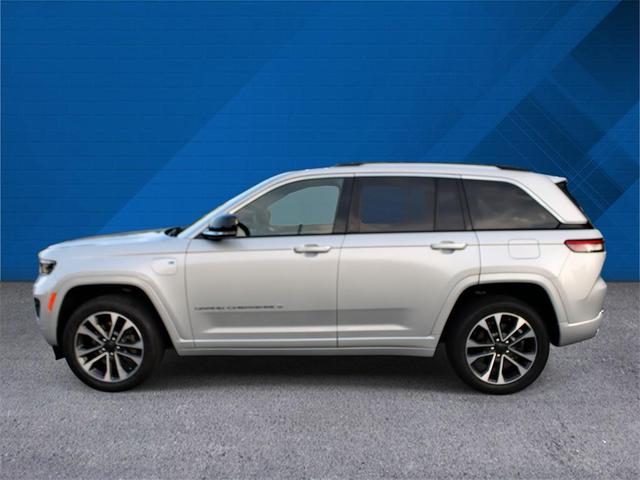 Photo of 2024 Silver Zynith Jeep Grand Cherokee 4xe