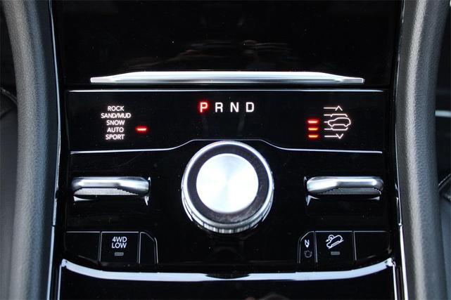 Photo of 2024 Silver Zynith Jeep Grand Cherokee 4xe
