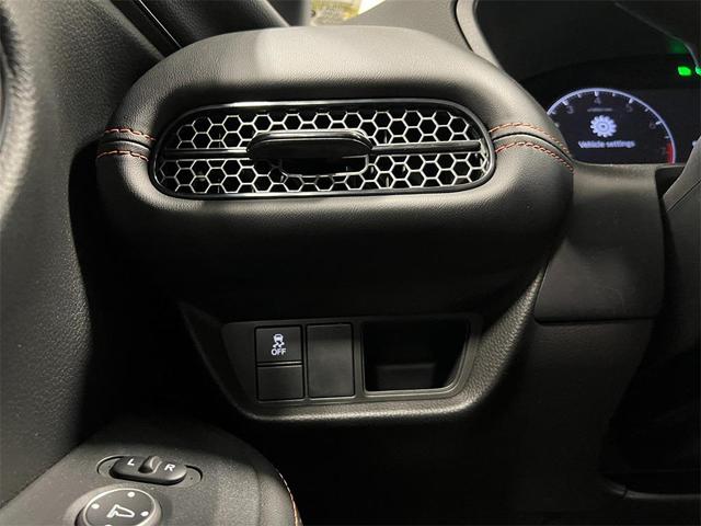 Photo of 2025 Milano Red Honda HR-V
