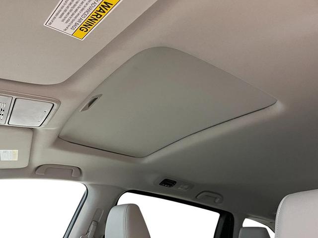 Photo of 2026 Smoke Blue Pearl Honda Odyssey