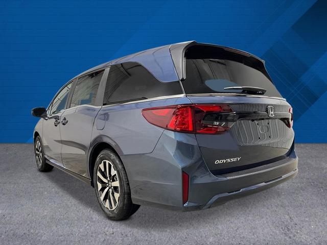 Photo of 2026 Smoke Blue Pearl Honda Odyssey