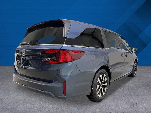 Photo of 2026 Smoke Blue Pearl Honda Odyssey