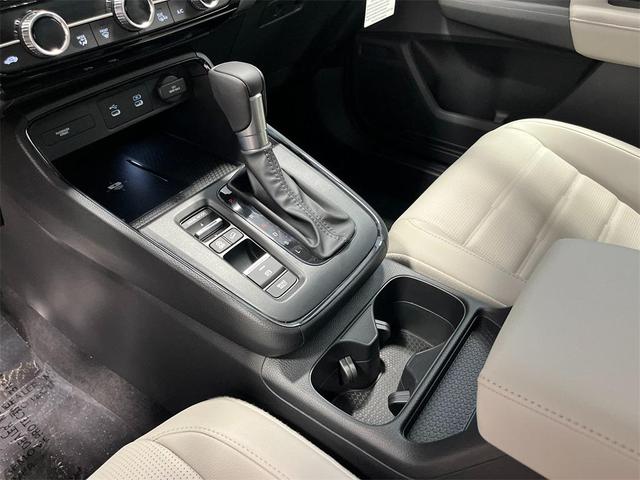 Photo of 2026 Platinum White Pearl Honda CR-V
