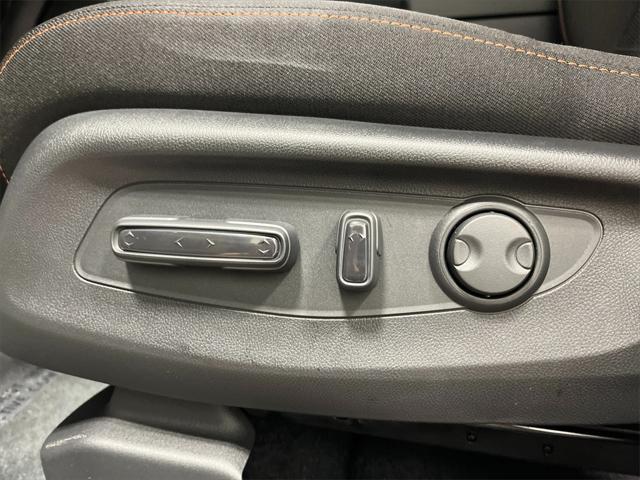 Photo of 2026 Urban Gray Pearl Honda CR-V Hybrid