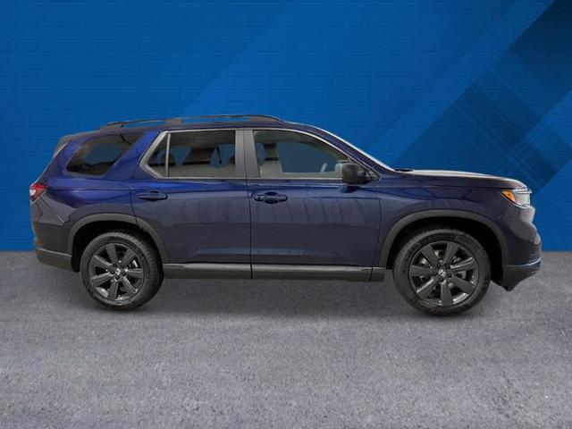 Photo of 2025 Obsidian Blue Pearl Honda Pilot