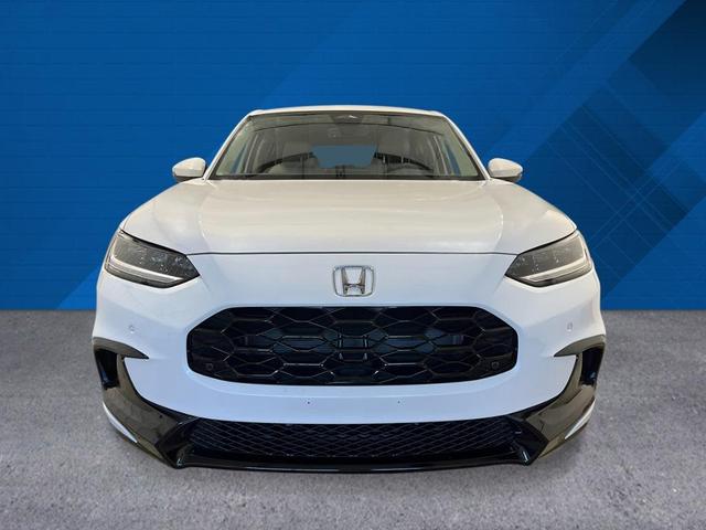 Photo of 2026 Platinum White Pearl Honda HR-V