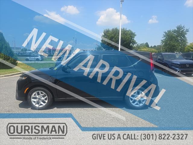Photo of 2021 Cherry Black Kia Soul