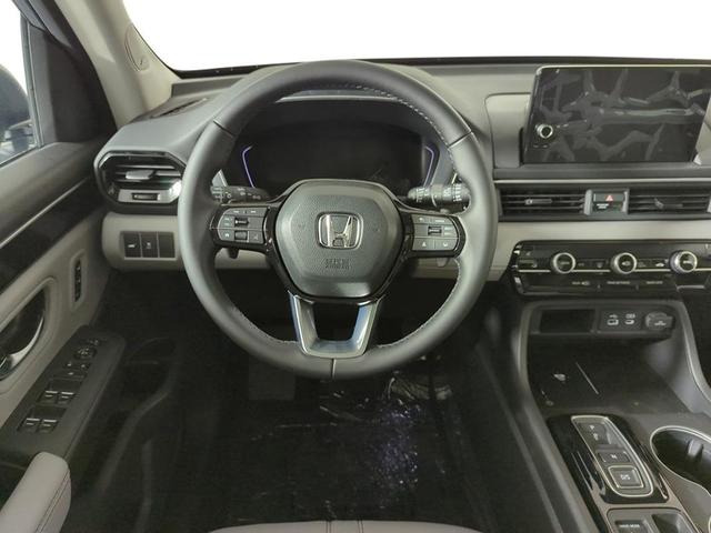 Photo of 2025 Wy Honda Pilot