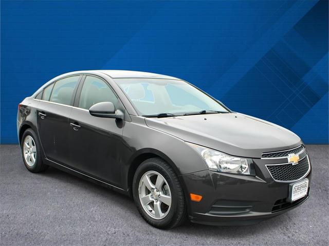Photo of 2014 Tungsten Metallic Chevrolet Cruze