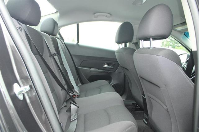 Photo of 2014 Tungsten Metallic Chevrolet Cruze