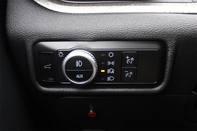 Photo of 2023 Agate Black Metallic Ford Explorer