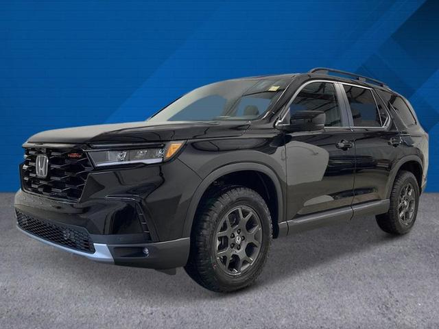 Photo of 2025 Crystal Black Pearl Honda Pilot