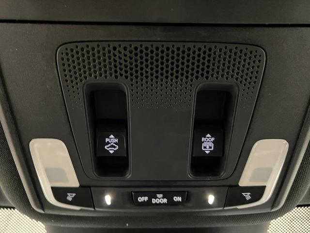 Photo of 2025 Crystal Black Pearl Honda Pilot