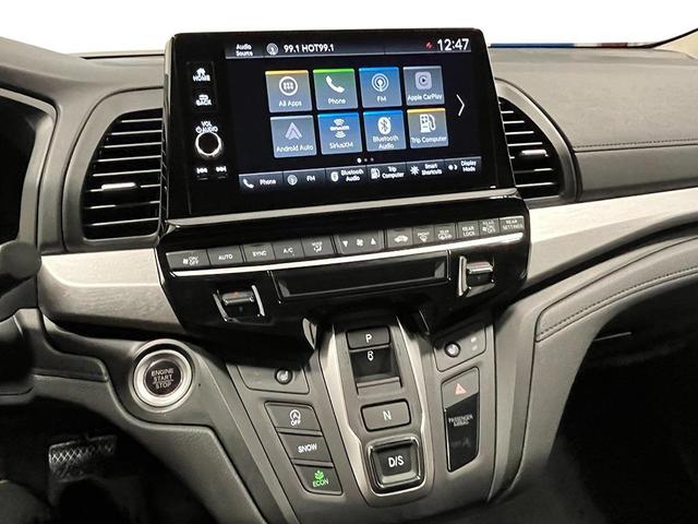 Photo of 2026 Platinum White Pearl Honda Odyssey